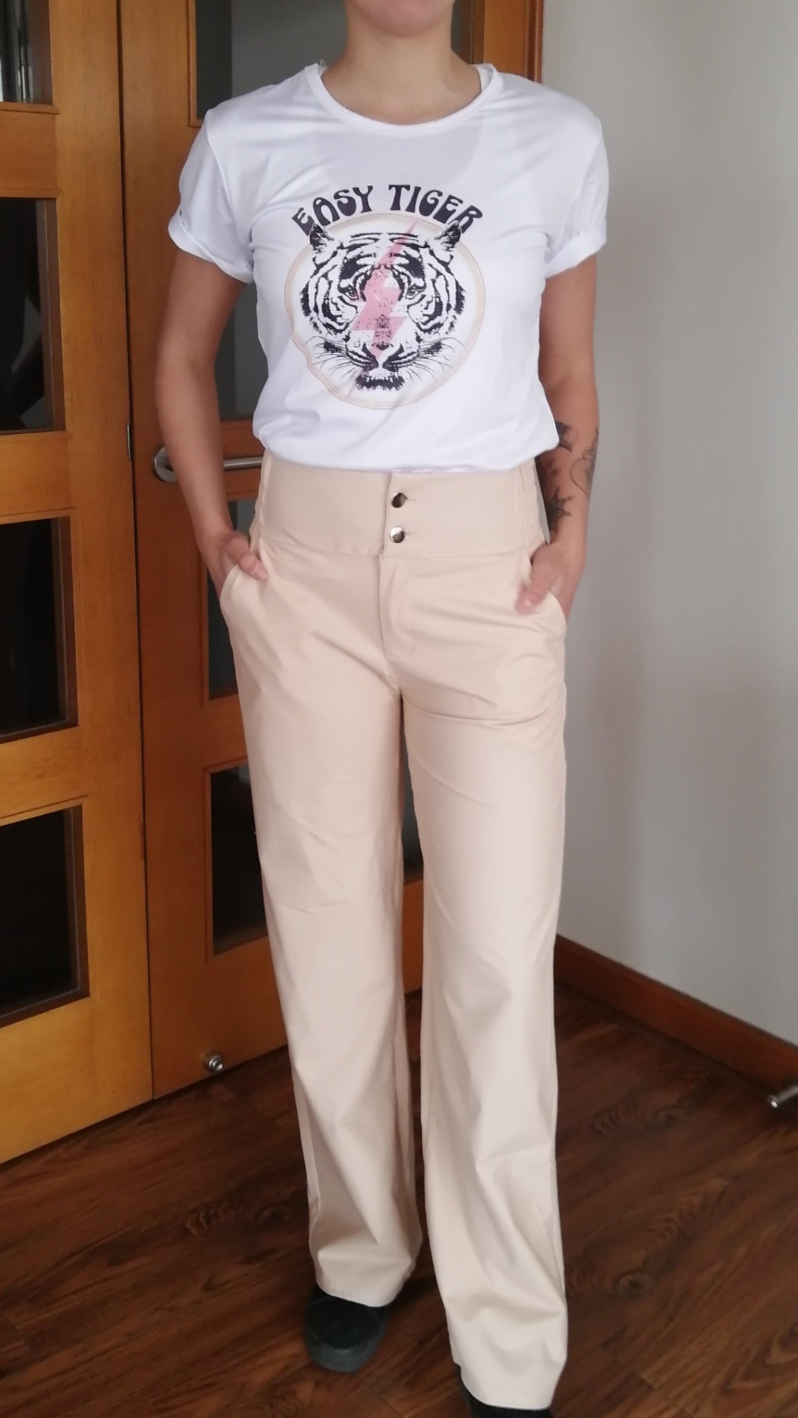 PANTALON ECOCUERO OPACO BEIGE