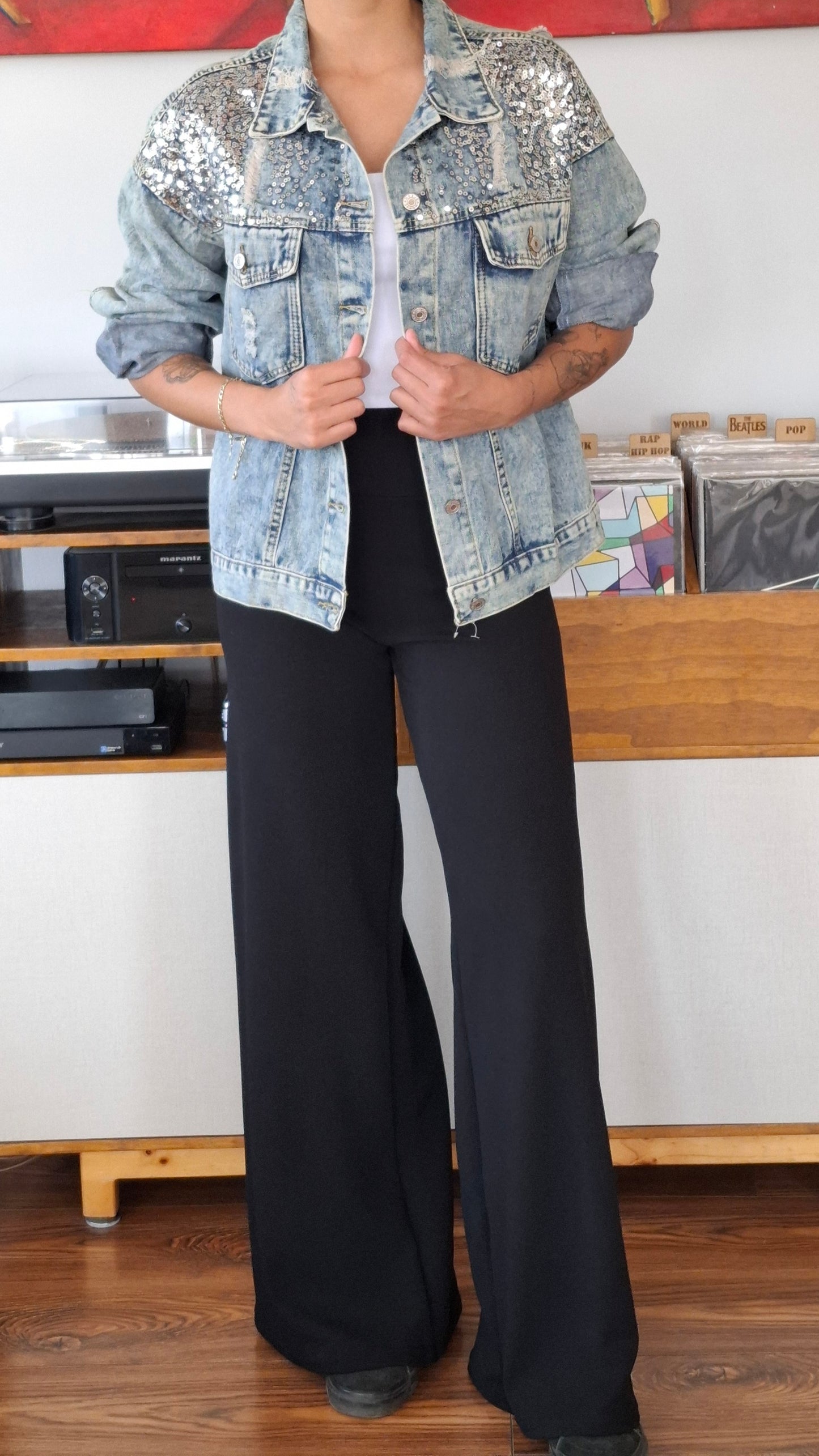 CHAQUETA DE  JEANS CON LENTEJUELAS