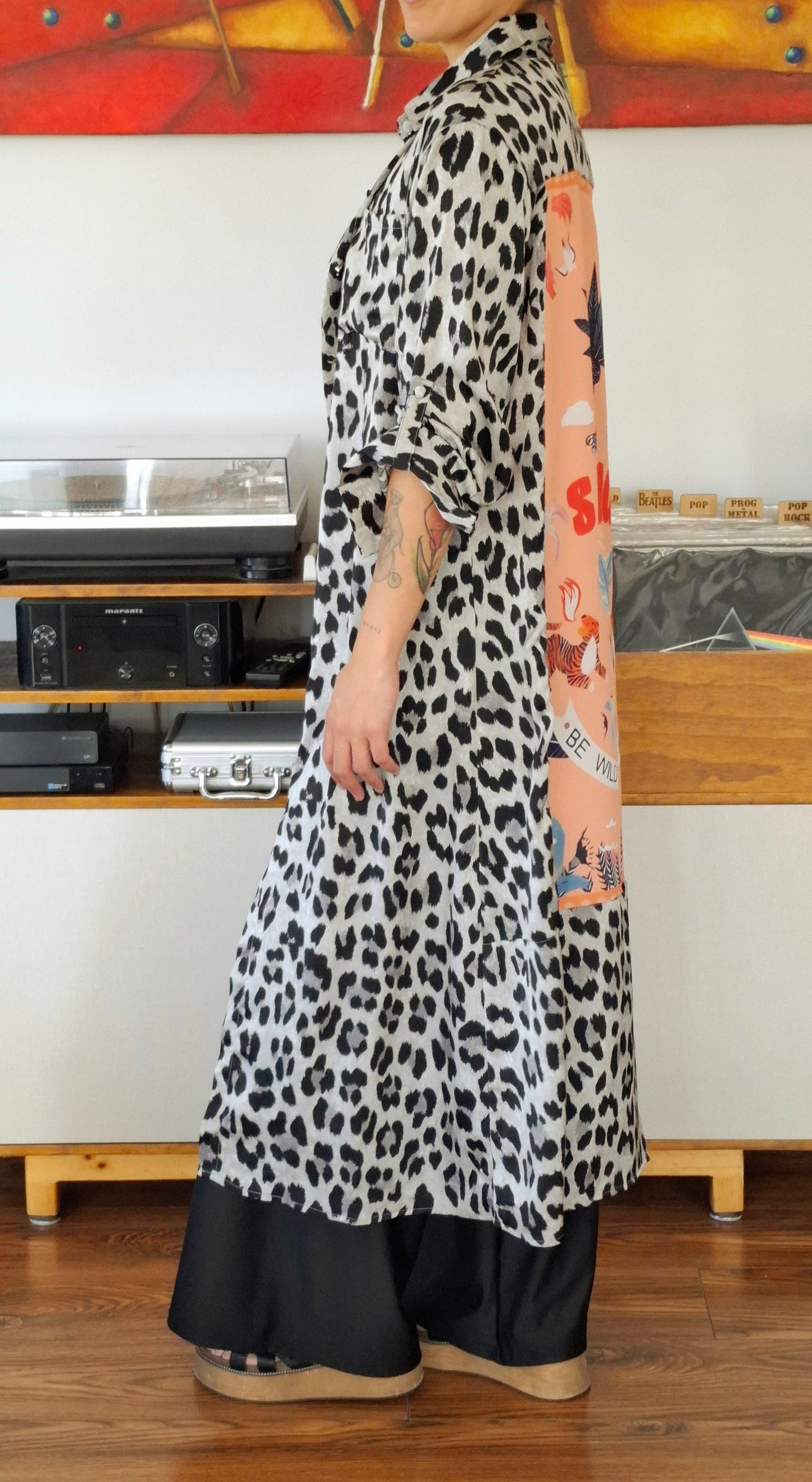 BLUSON ANIMAL PRINT GRIS