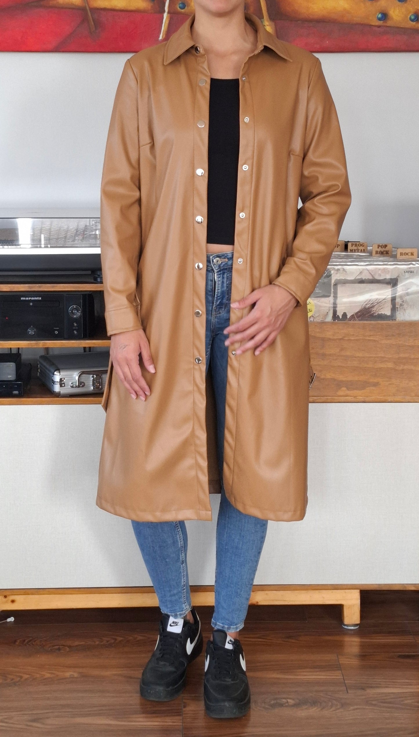 TRENCH ECOCUERO OPACO BEIGE