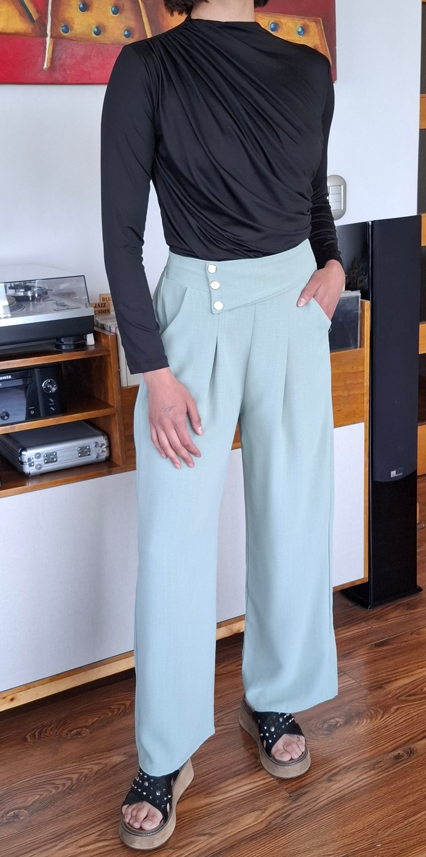 POLERA BASIC CLASIC NEGRA