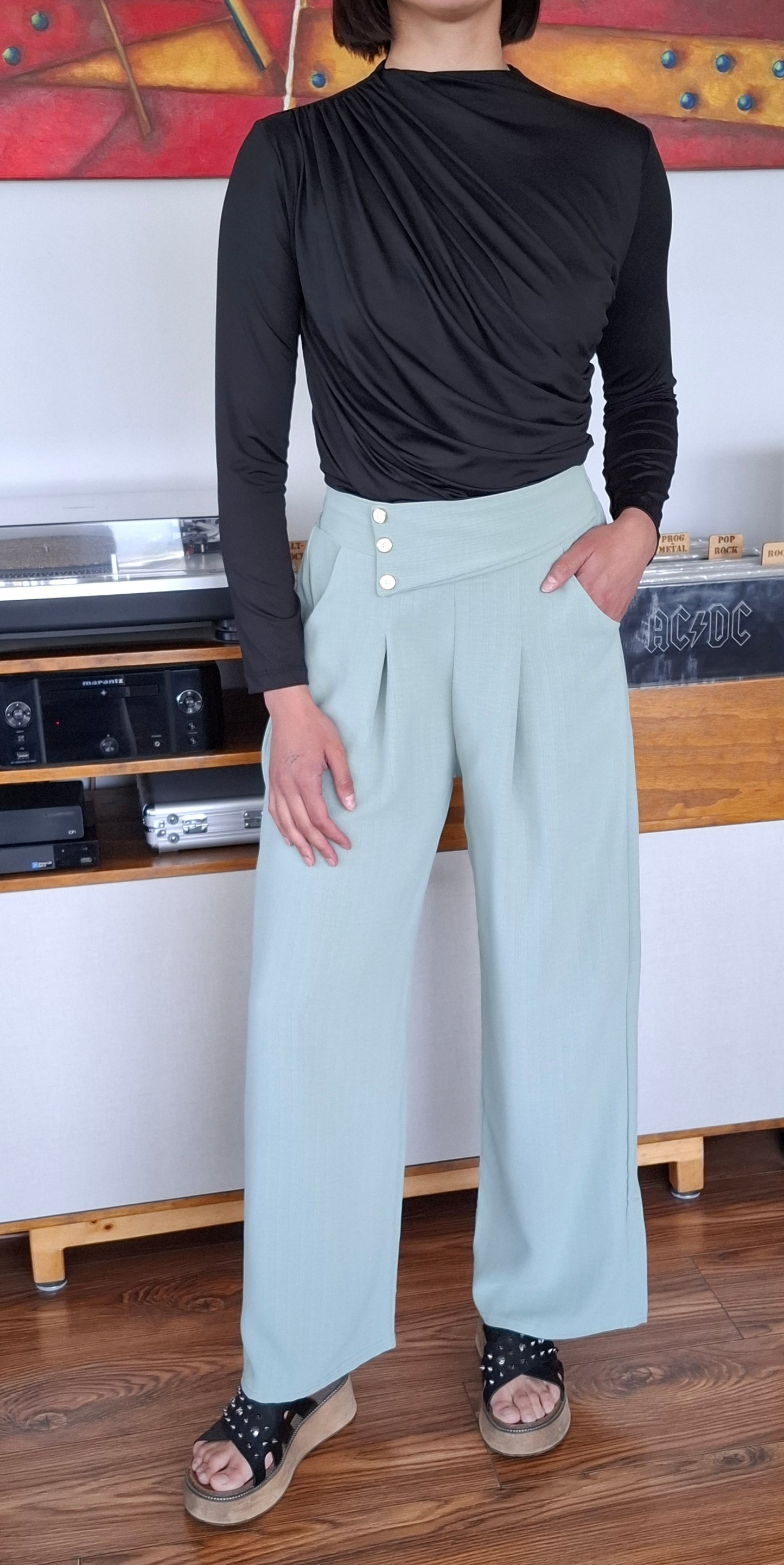 POLERA BASIC CLASIC NEGRA