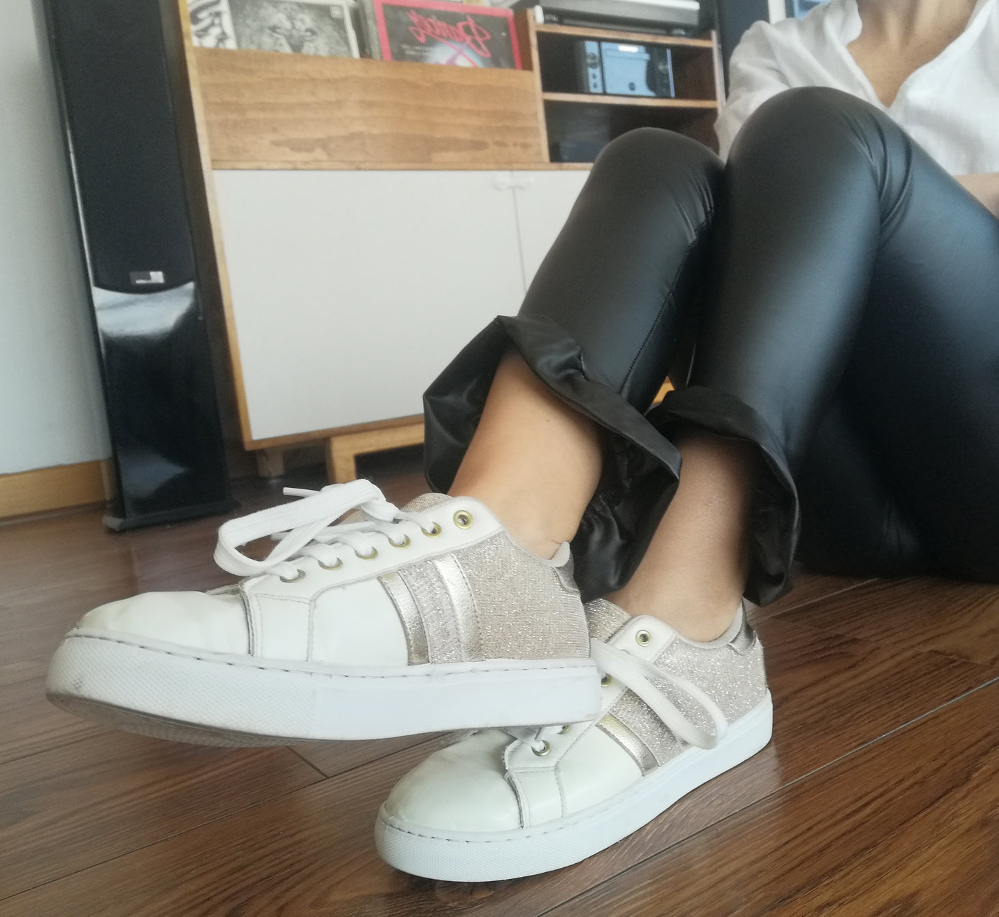 CALZA BRUNA LATEX NEGRO