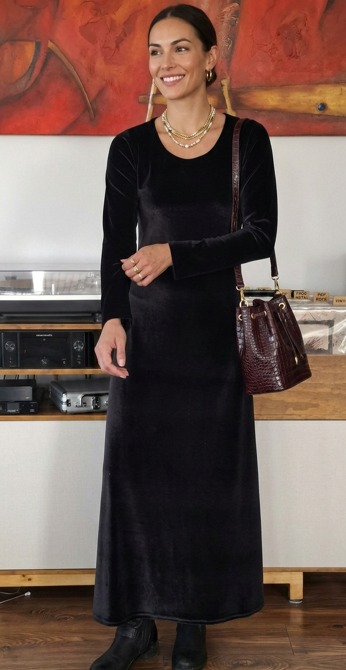 MAXIVESTIDO TERCIOPELO  NEGRO
