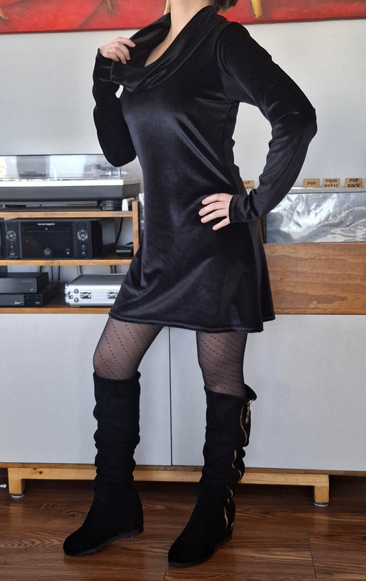 VESTIDO TERCIOPELO NEGRO CUELLO TORTUGA