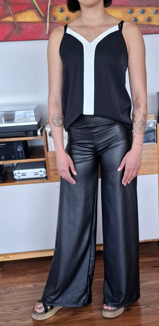 POLERA MUK DETALLE EN BLANCO