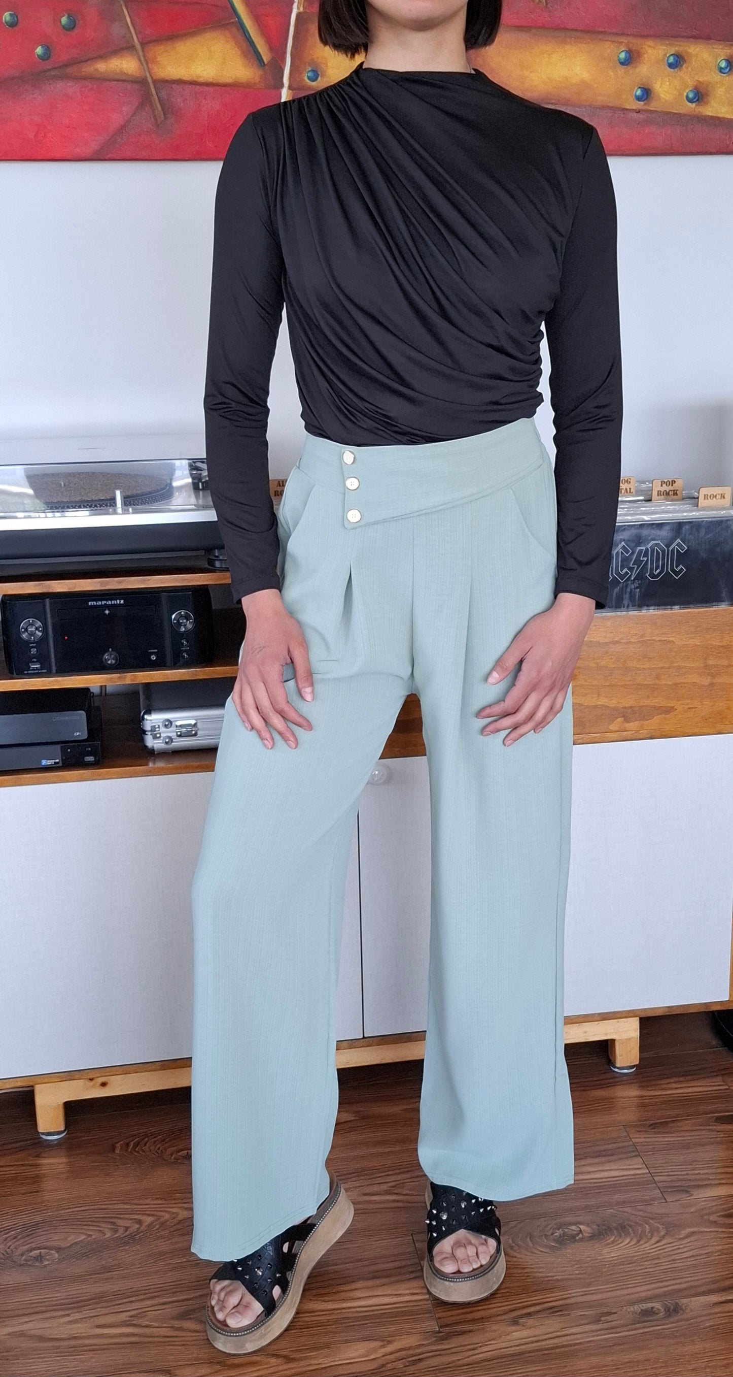 POLERA BASIC CLASIC NEGRA