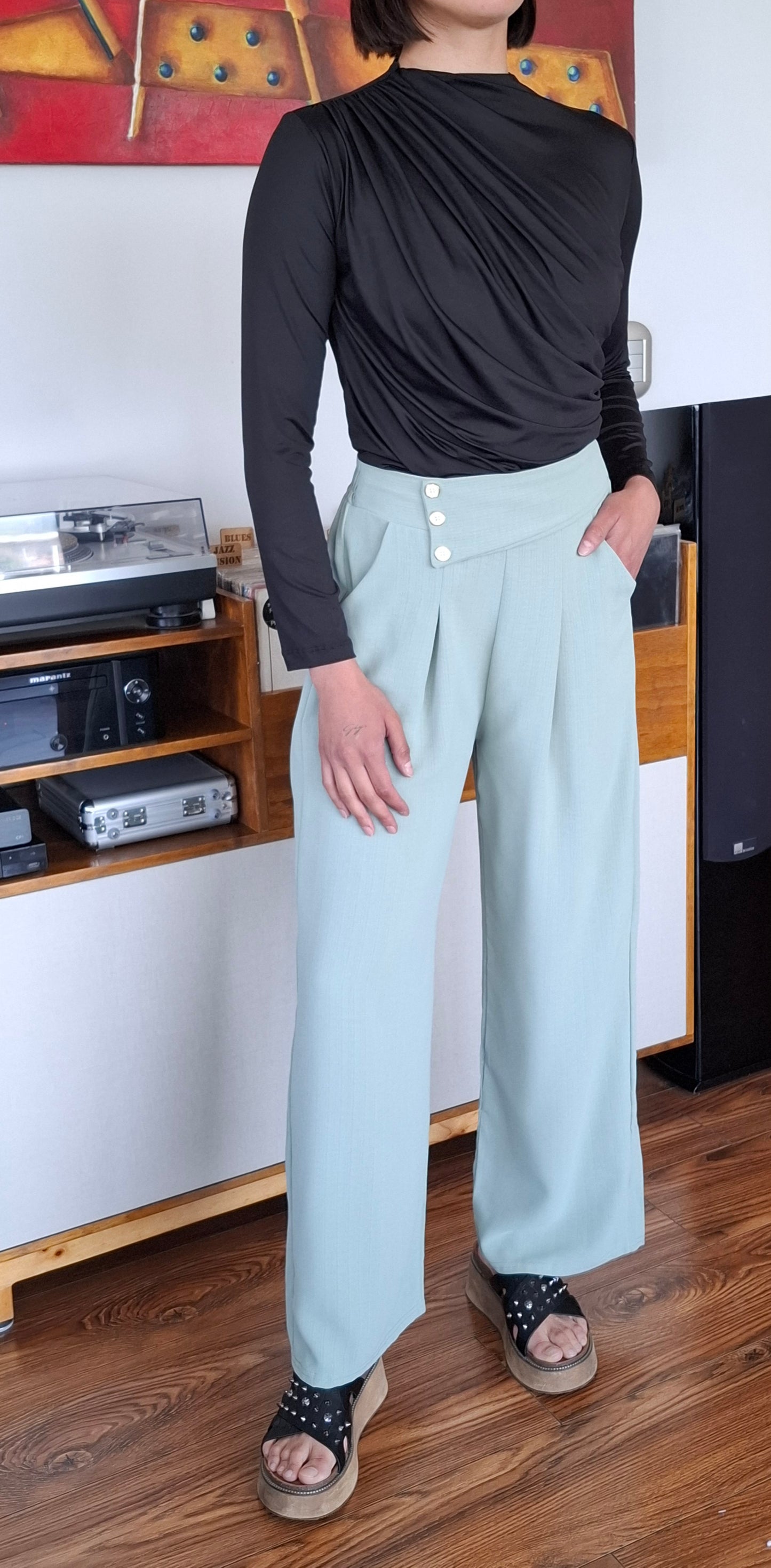 POLERA BASIC CLASIC NEGRA