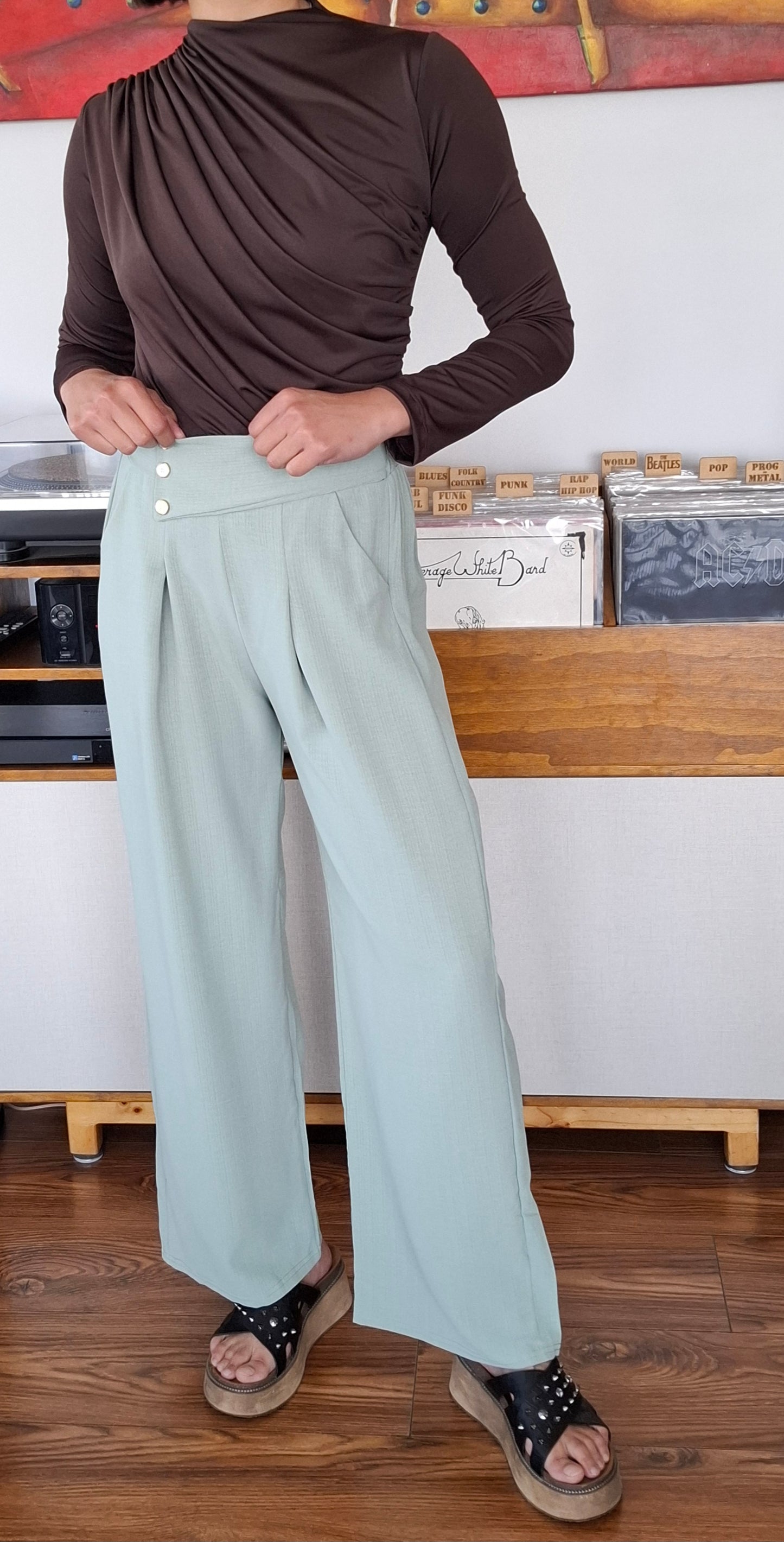 POLERA BASIC CLASIC CAFE MORO